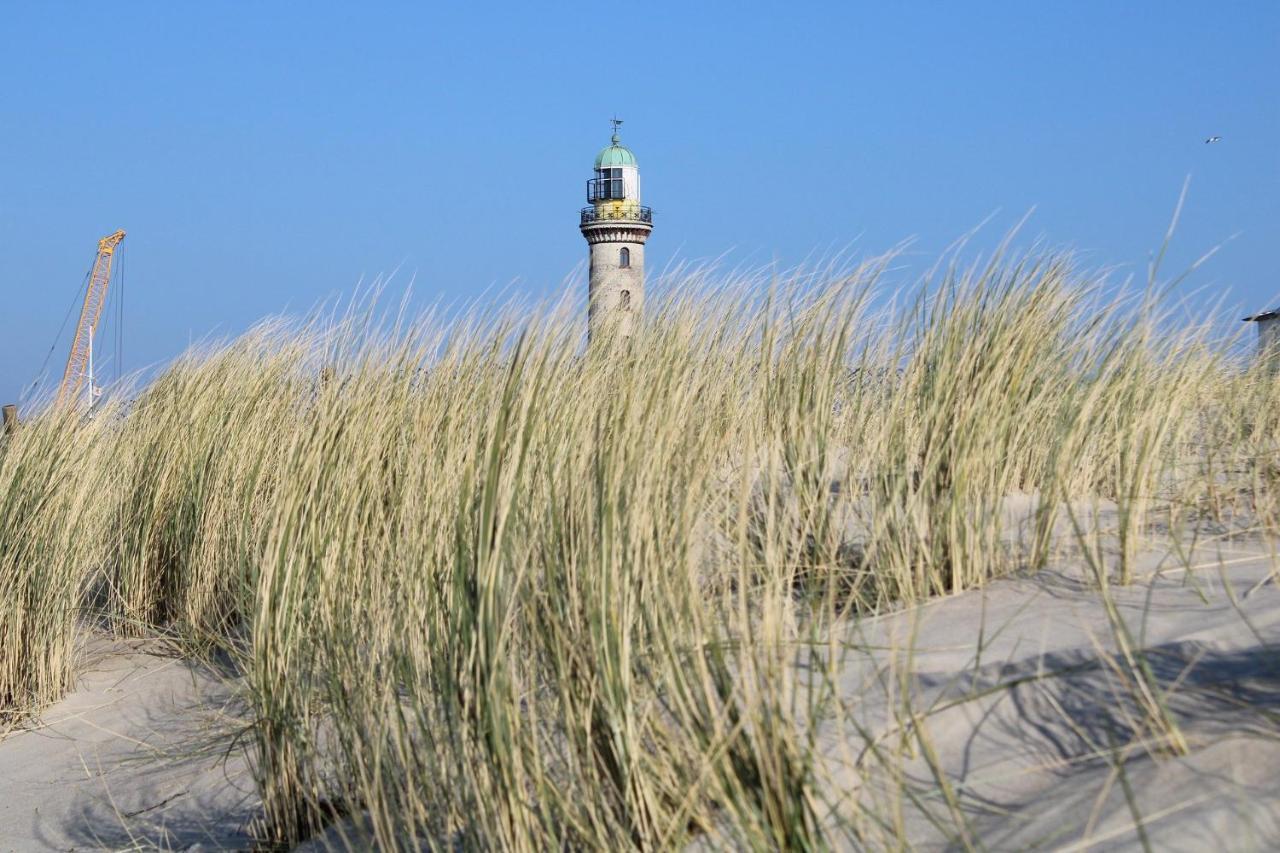 Ferienhaeuschen Kuestenwald Bei Warnemuende, Eigener Garten, Terrasse Mit Strandkorb, 400M Zum Strand Diedrichshagen  Exterior photo